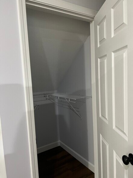 Hall pantry/closet space.. - 20 Enka Pine St