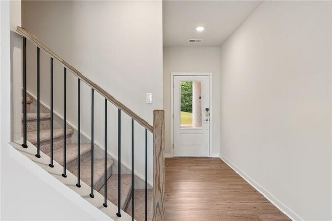 Building Photo - 1303 Farmers Loop