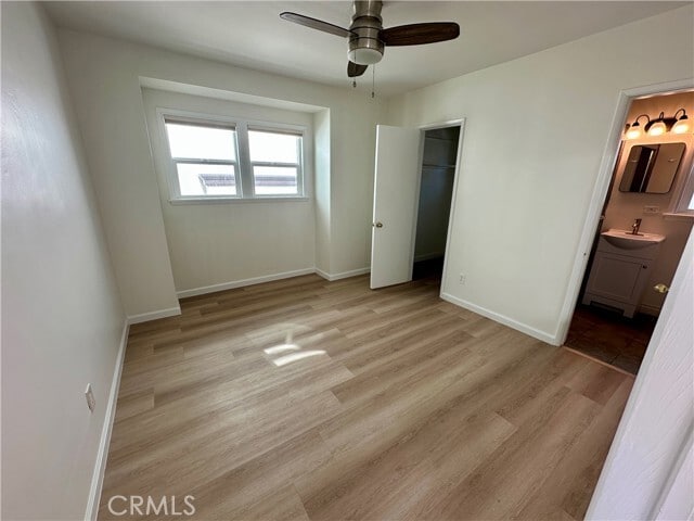 Building Photo - 933 Bayview Dr