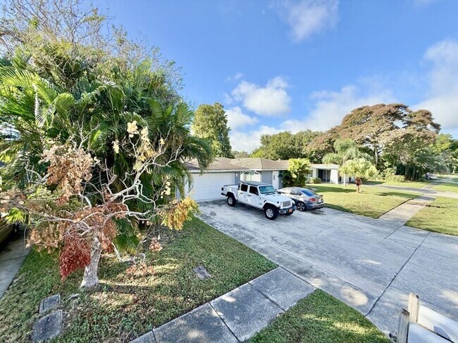 Building Photo - 2658 Sunny Breeze Ave