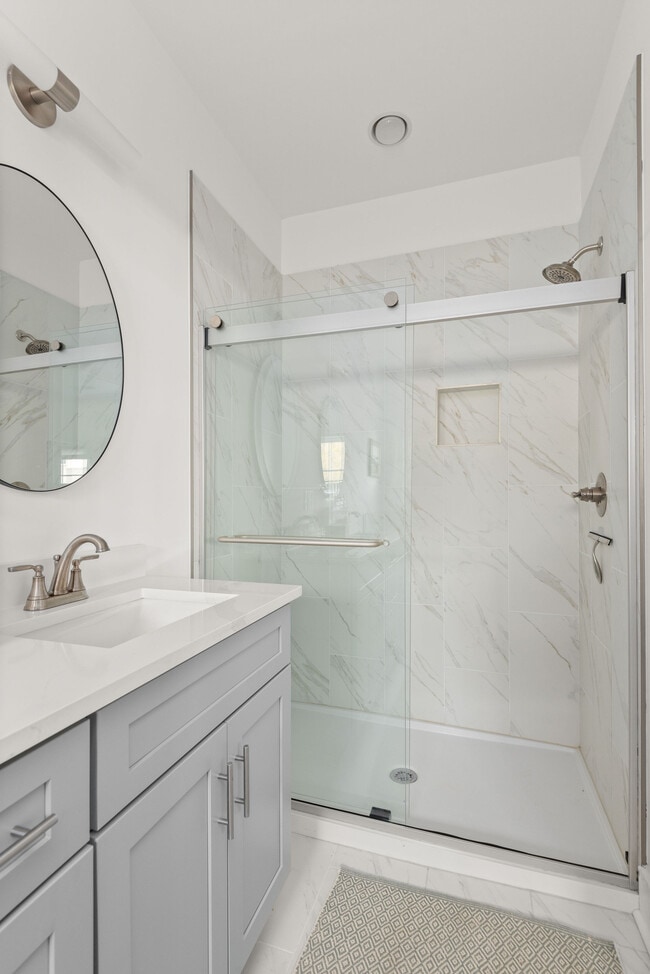 Building Photo - 7008 Westside Cir