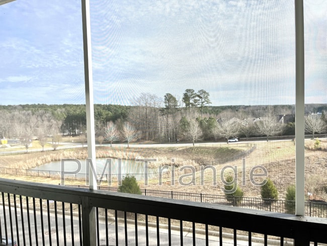 Building Photo - 606 Gateway Crossing Lane