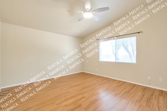 Building Photo - 5568 W Peaceful Dove Pl