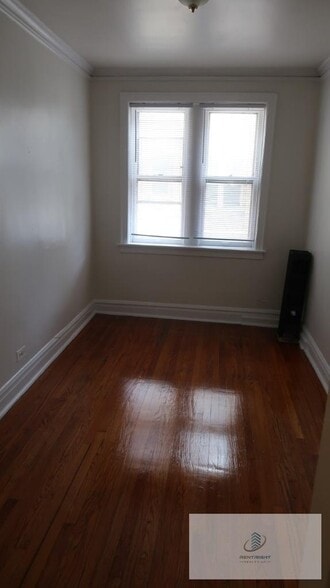Building Photo - 4650 N Elston Ave