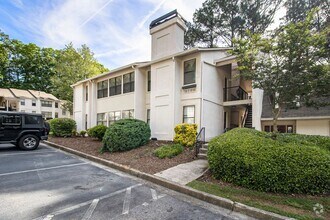 Building Photo - Sunlit 2BD/2BA with Fireplace in Peaceful ...