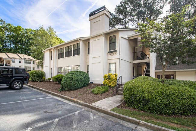 Primary Photo - Sunlit 2BD/2BA with Fireplace in Peaceful ...