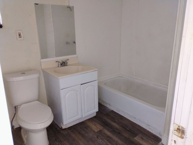 Building Photo - 1311 Sanco St