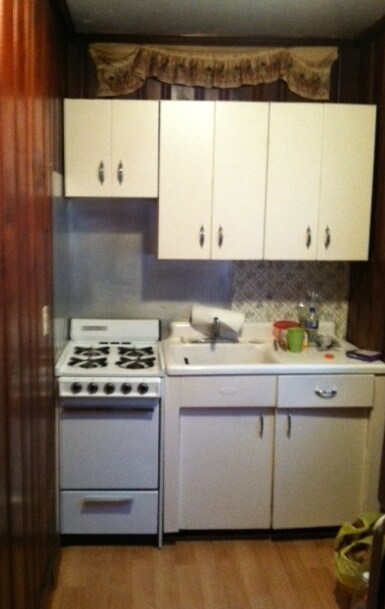 Building Photo - 2114 E Landis Ave