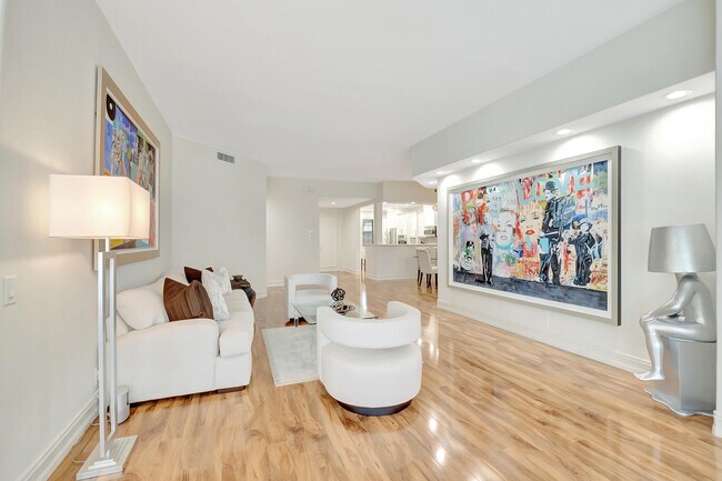 Building Photo - 17565 Ashbourne Ln