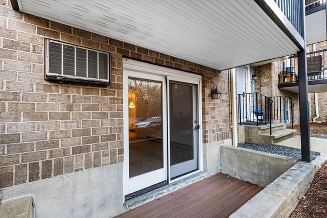 Building Photo - 610 S Franklin St