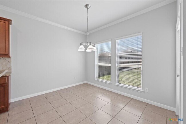 Building Photo - 715 Wyndham Hill Pkwy