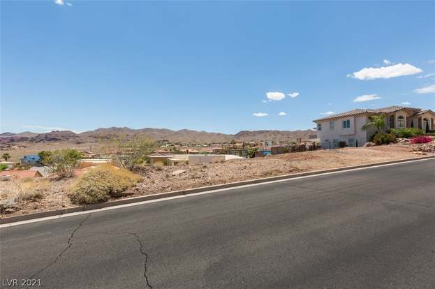 Building Photo - 623 Sedum Ave.