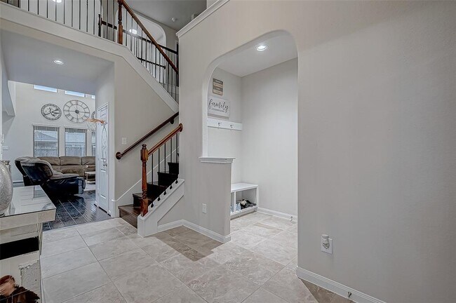 Building Photo - 9815 Corben Creek Ln