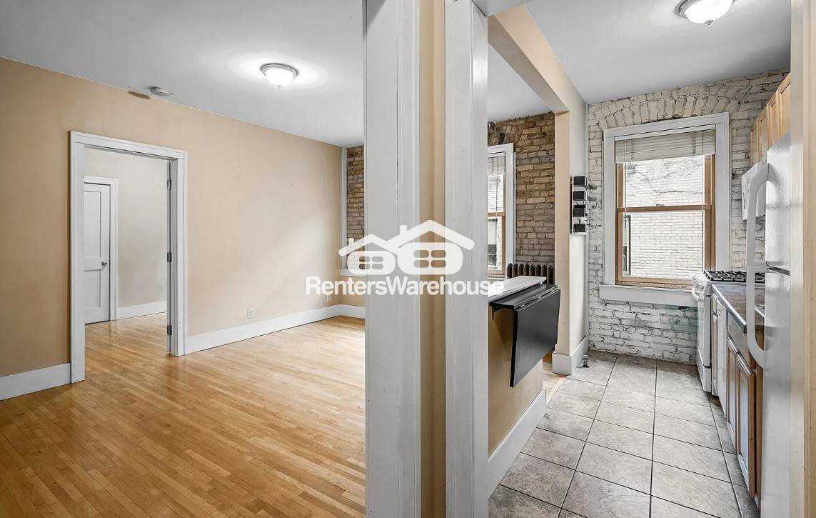 Building Photo - 2218 Nicollet Ave