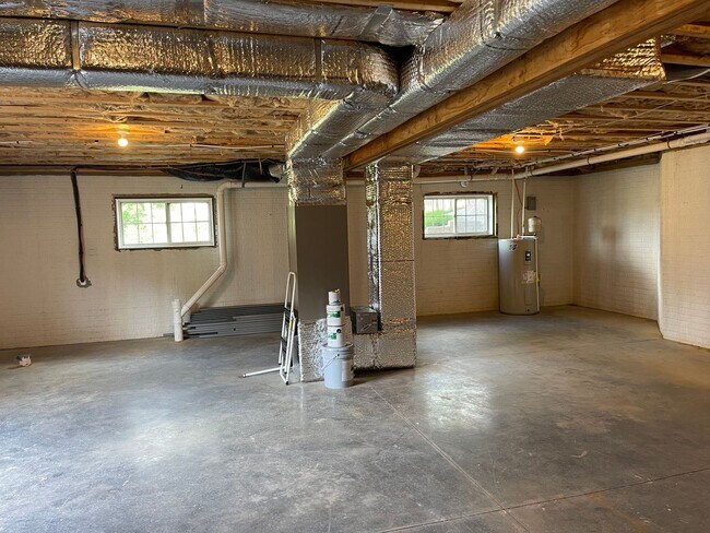 Building Photo - 3717 Port Republic Rd