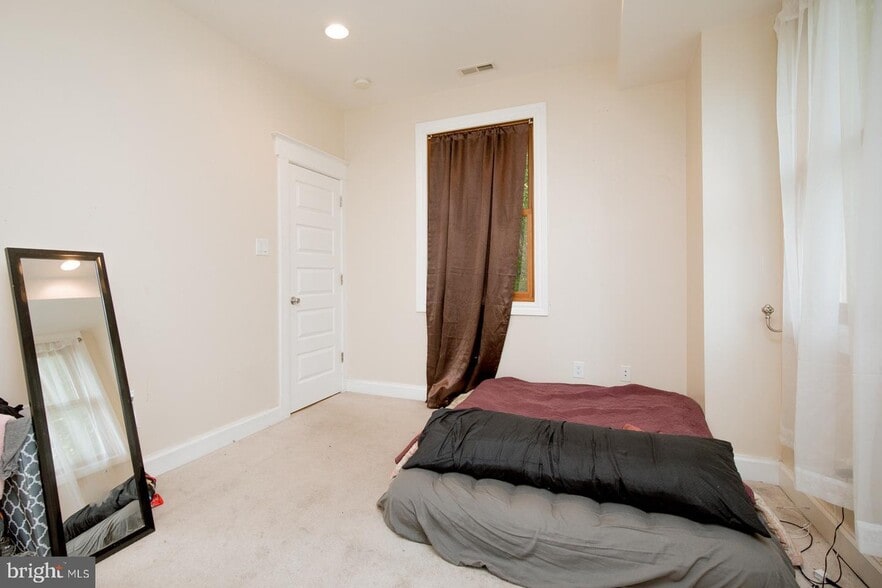 Building Photo - 4513 Silverwood St