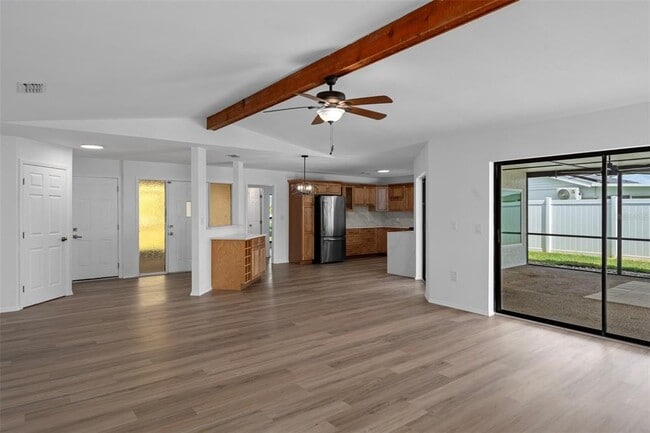 Building Photo - 9910 Island Harbor Dr