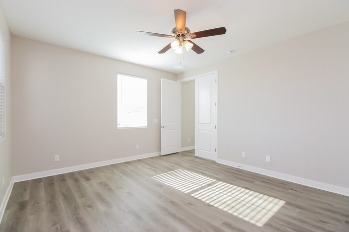 Building Photo - 5553 S Dillon