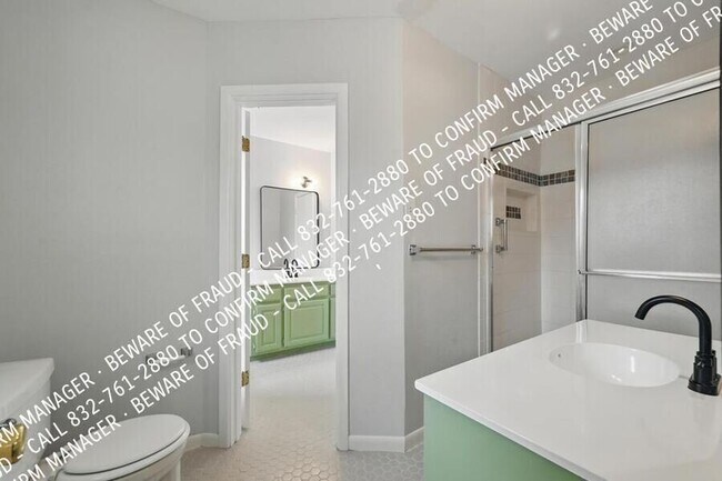 Building Photo - 1928 Oldgate Ln