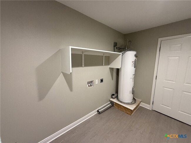 Building Photo - 1851 Connell St