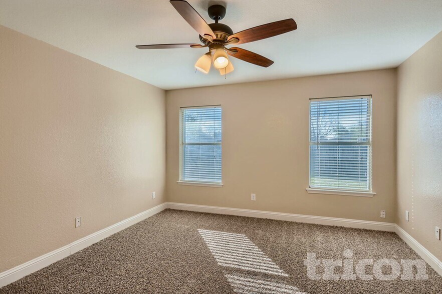 Building Photo - 1023 Aries Ct