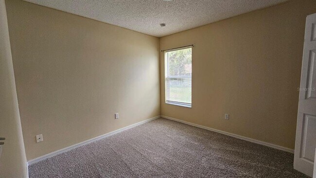 Building Photo - 10368 Lansfield St