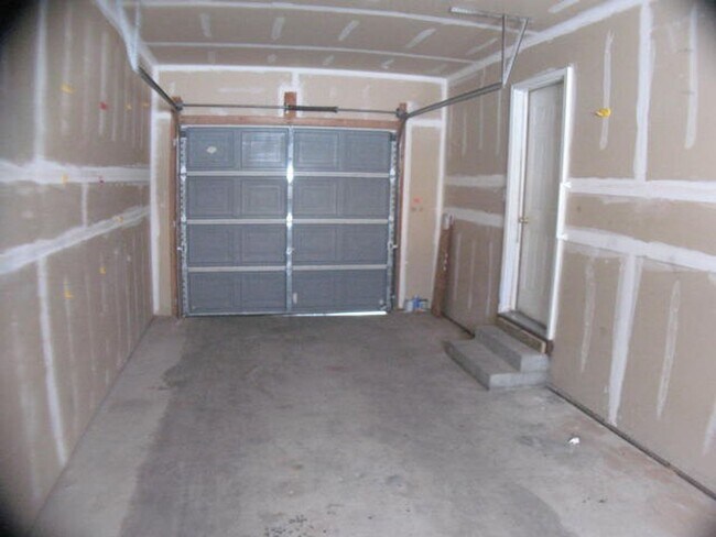 Building Photo - 127 W Cokedale Dr