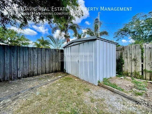 Building Photo - 5825 30th Ave N