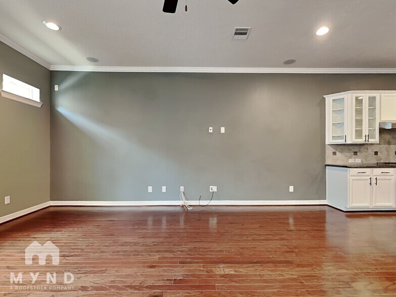 Building Photo - 2849 King's Retreat Cir