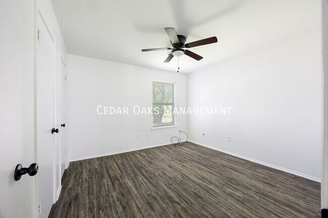 Building Photo - 4530 W Franciscan Trail