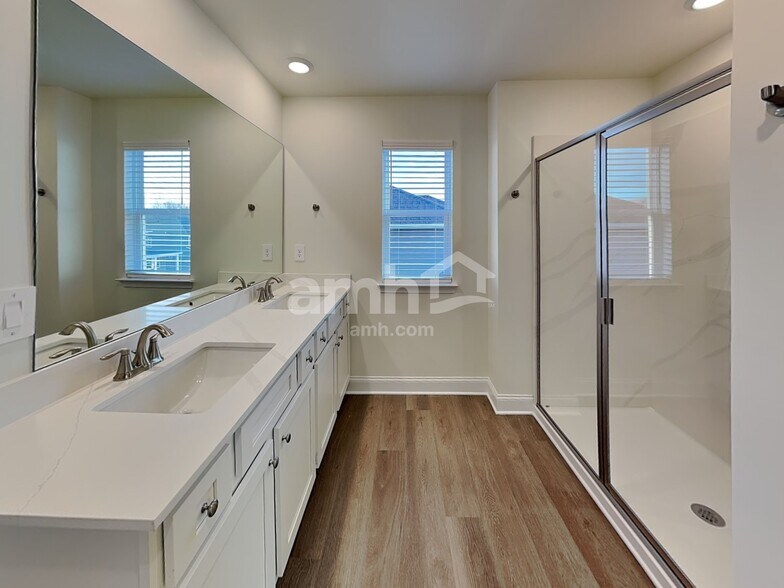 Building Photo - 3514 Shane Hill Rd SW