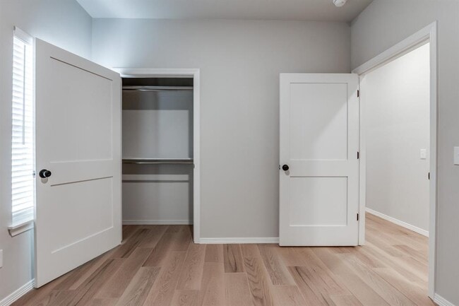 Building Photo - 13504 Calli Ct