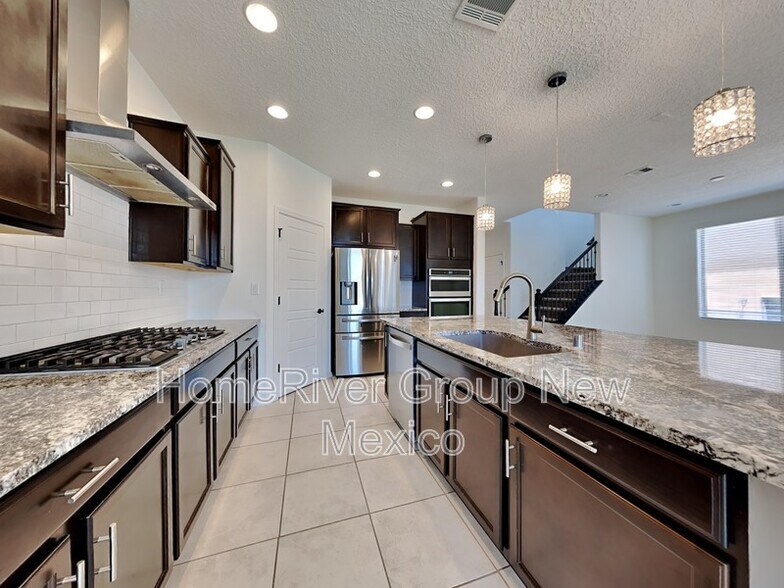 Building Photo - 3107 Farragut St NE