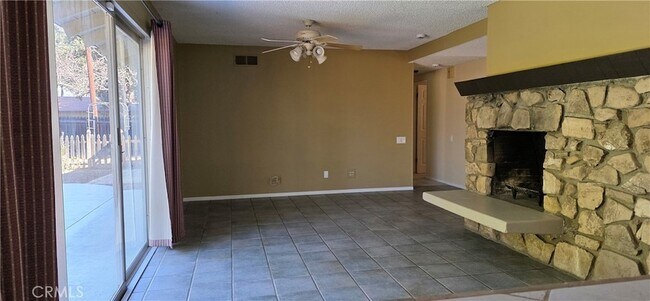 Building Photo - 129 Sunridge Way