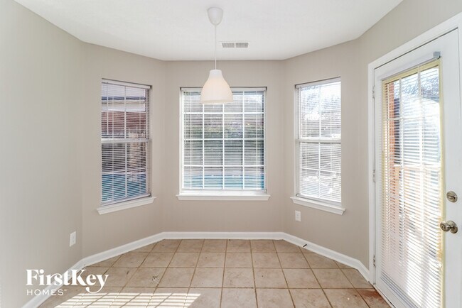 Building Photo - 9751 Misty Bay Cove