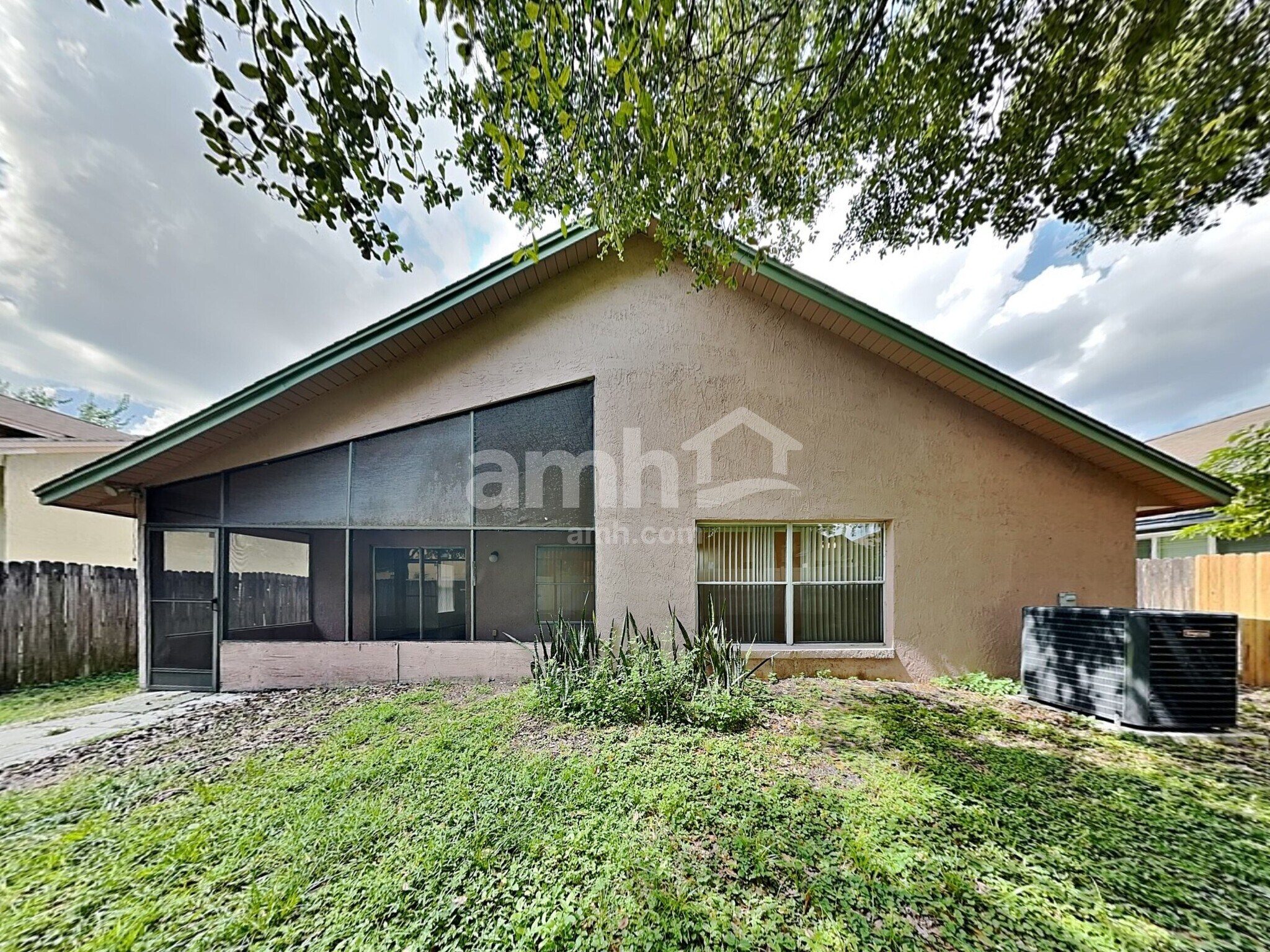 Building Photo - 957 Islander Ave