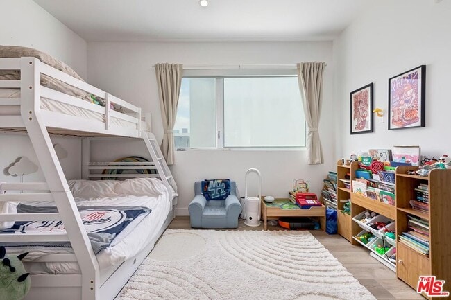 Building Photo - 957 Figueroa Terrace