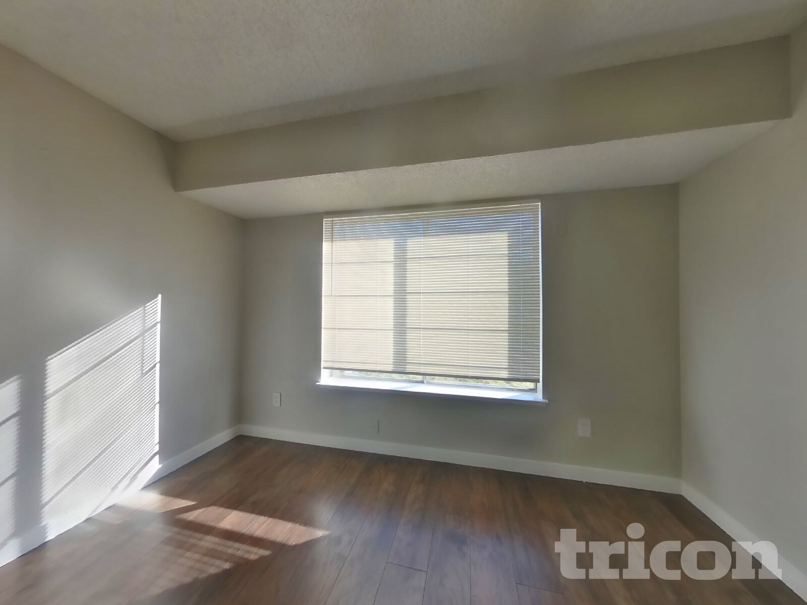 Building Photo - 607 Placer Ln