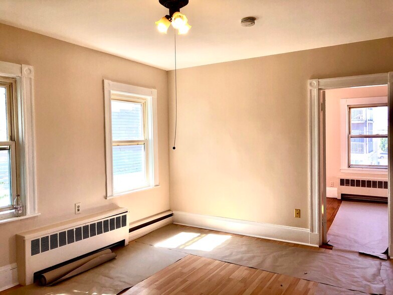 Building Photo - 26 Westford St