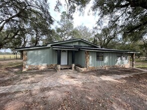 Building Photo - 3 Bed 2 Bath Thonotosassa