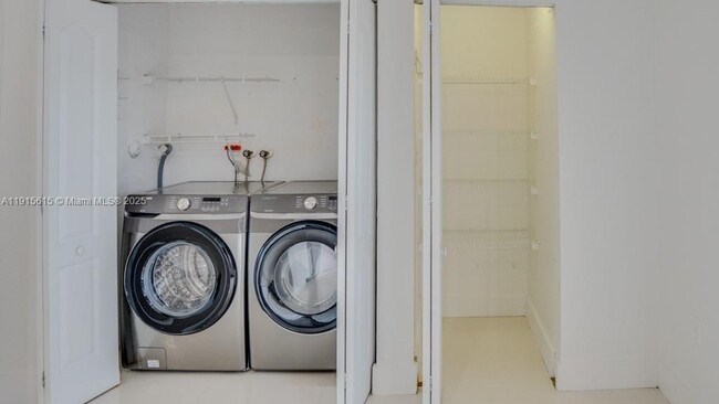 Building Photo - 17046 SW 137th Pl