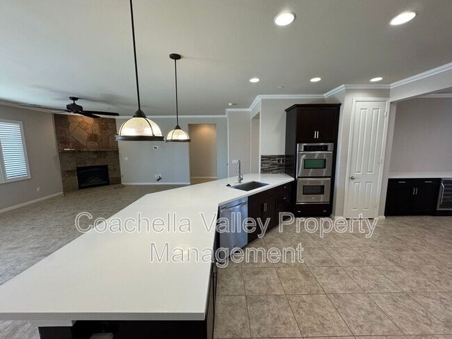 Building Photo - 74049 Kingston Ct W