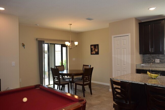 Building Photo - 4060 Dragonfly Dr