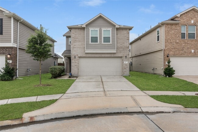 Building Photo - 647 Ash Mill Dr