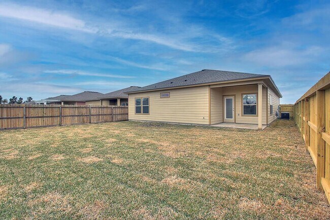 Building Photo - 7530 Sable Creek Dr