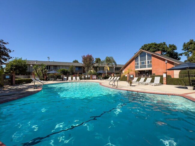 Building Photo - 5215 Sepulveda Blvd