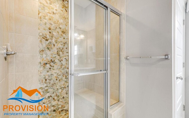 Building Photo - 7802 Five Oaks Ct