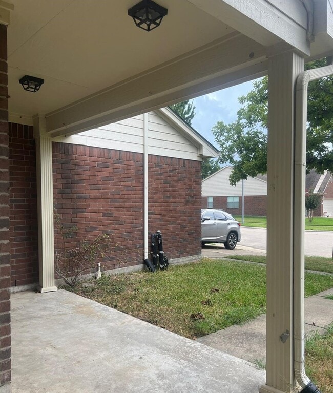 Building Photo - 20218 Bronze Bluff Dr