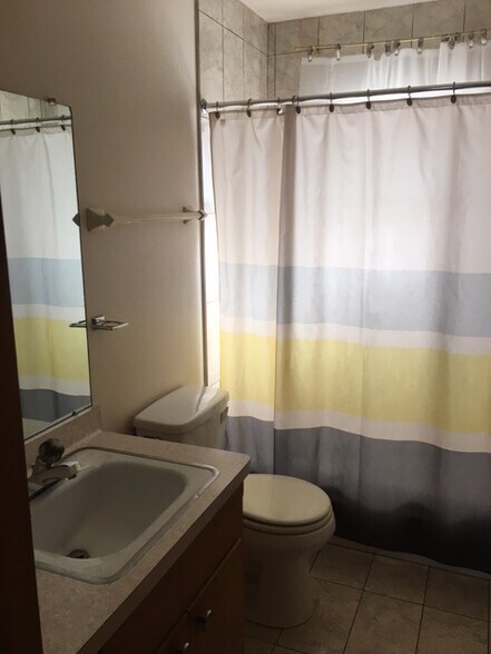 Bathroom - 6907 W Arthur Ave