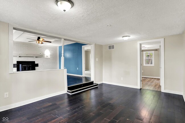 Building Photo - 9435 N 700 E